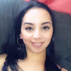 Meet your Posher, Claudia